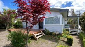 Cheerful Mountain Cottage, 'Lynette', Katoomba